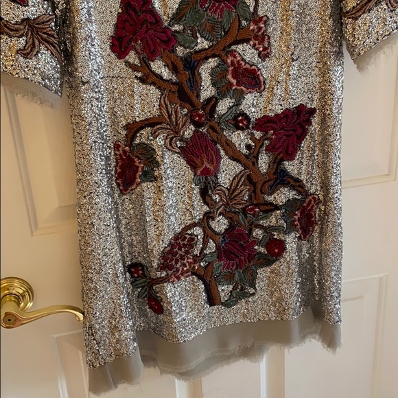 MORE PHOTOS OF ZARA DRESS - Picture 6 of 11